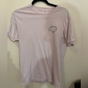 shelly cove graphic tee